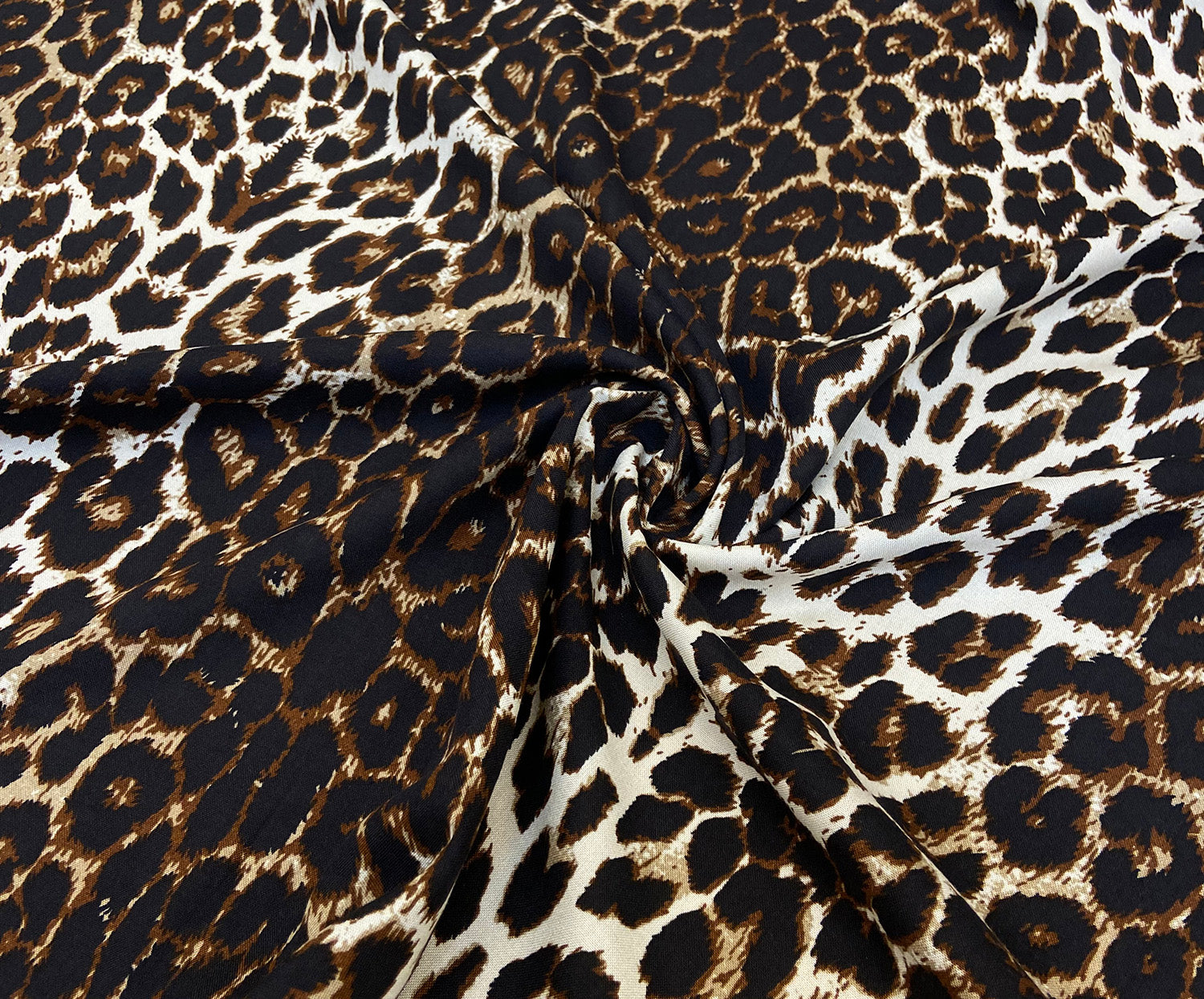 LEOPAR DESENLİ VİSKON KUMAŞ - KAHVE
