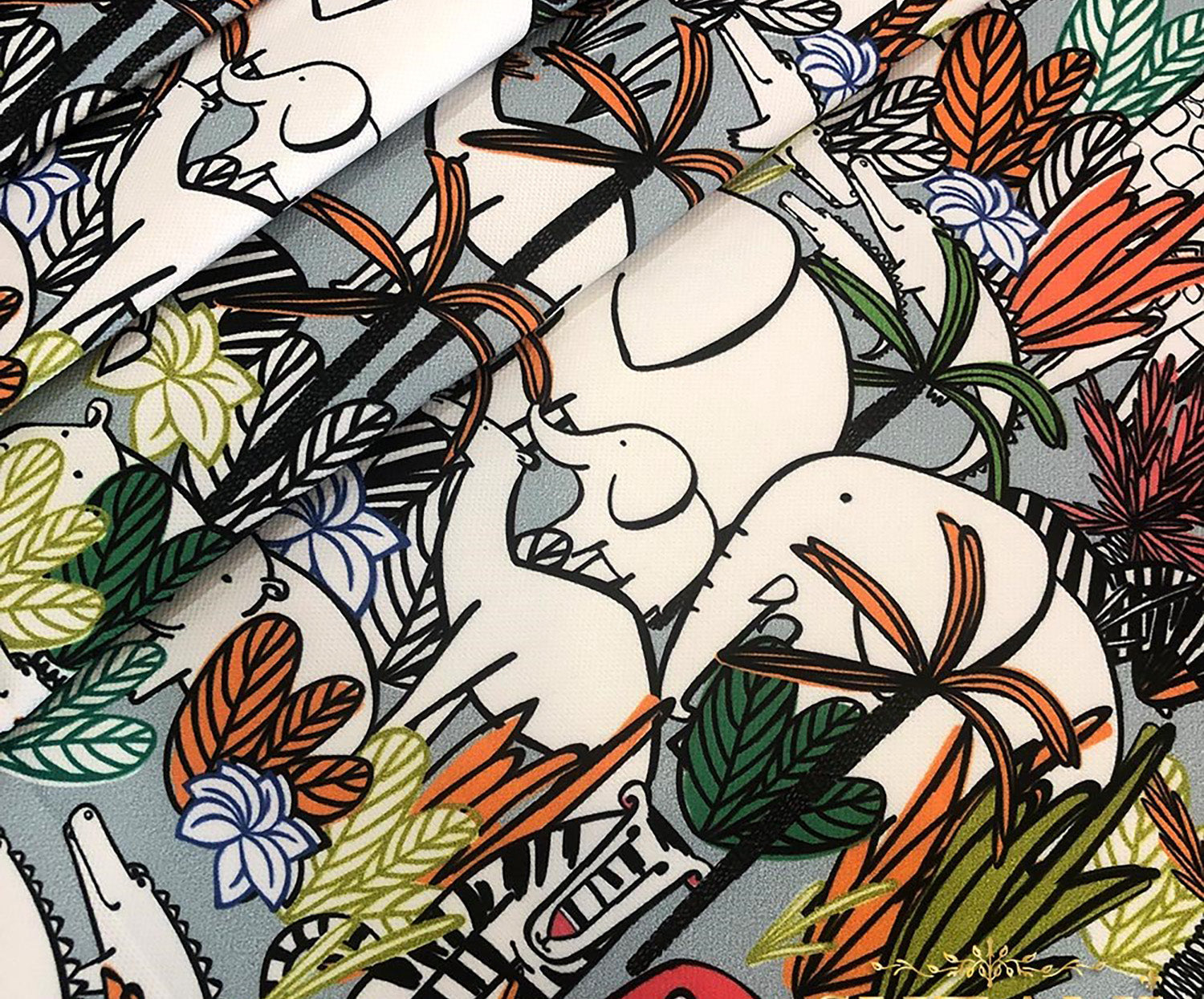 AFRİKA HAYVAN DESENLİ DİJİTAL BASKI KUMAŞ - GRİ