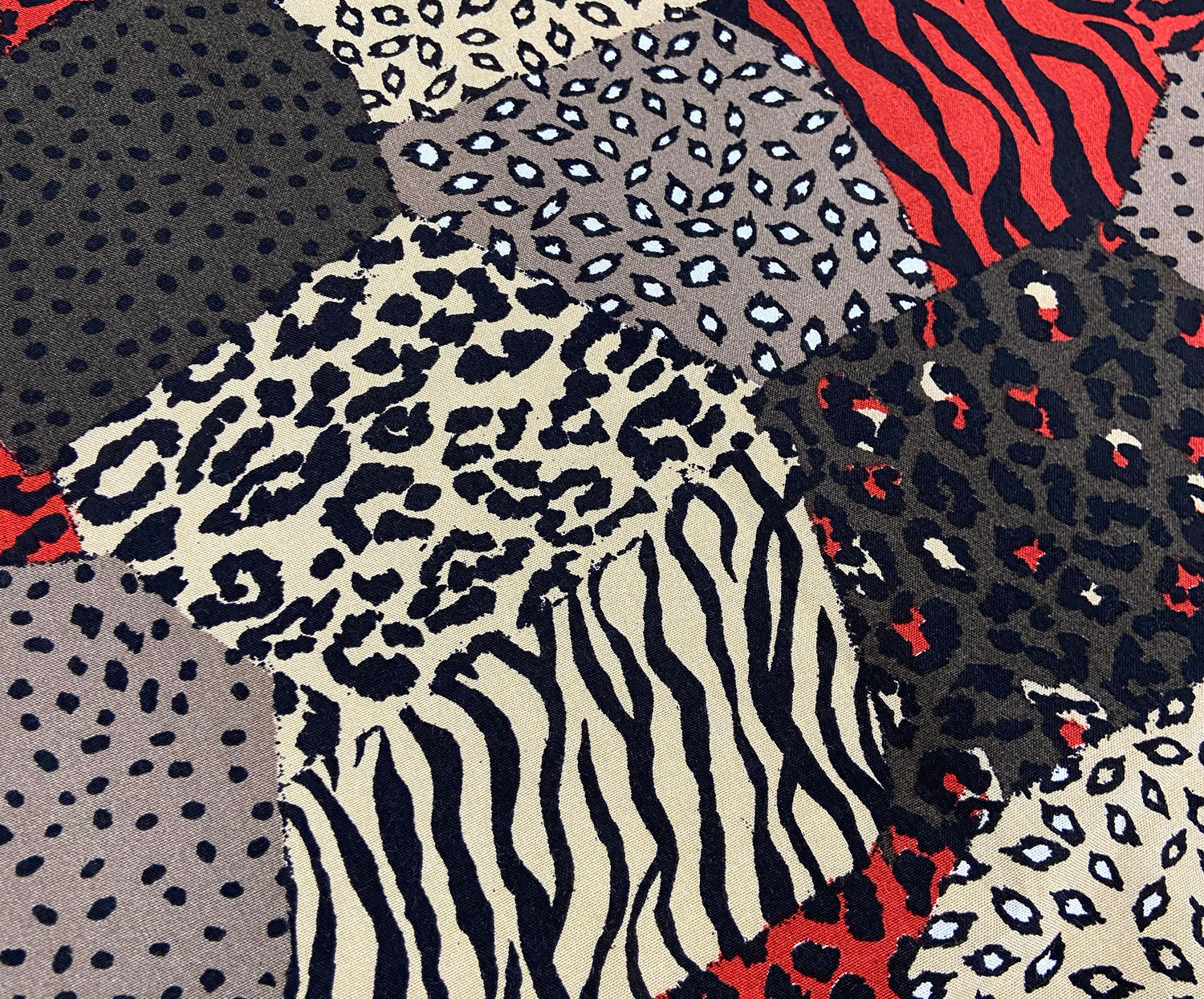 LEOPAR DESENLİ VİSKON KUMAŞ - HAKİ