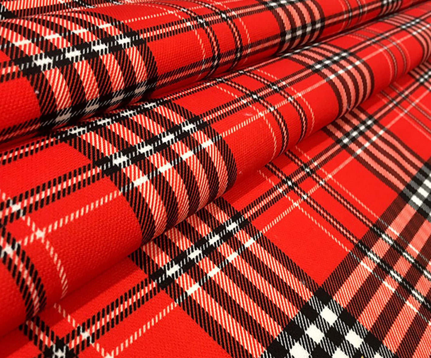 TARTAN EKOSE DESENLİ DİJİTAL BASKI KUMAŞ - KIRMIZI