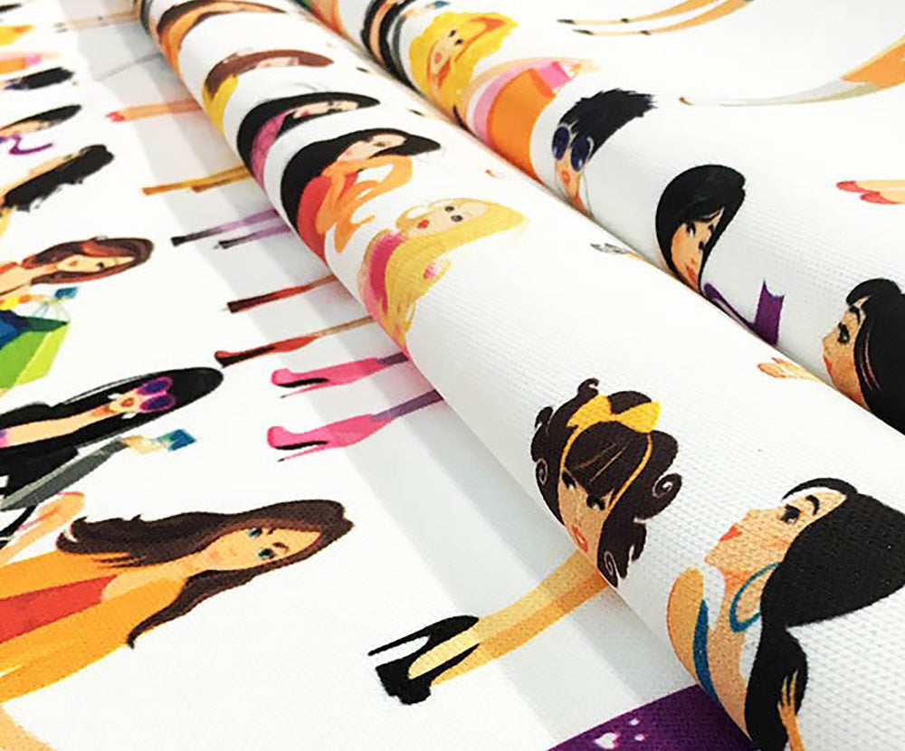 ALIŞVERİŞ YAPAN KIZLAR DİJİTAL BASKI KUMAŞ - HARMONİ