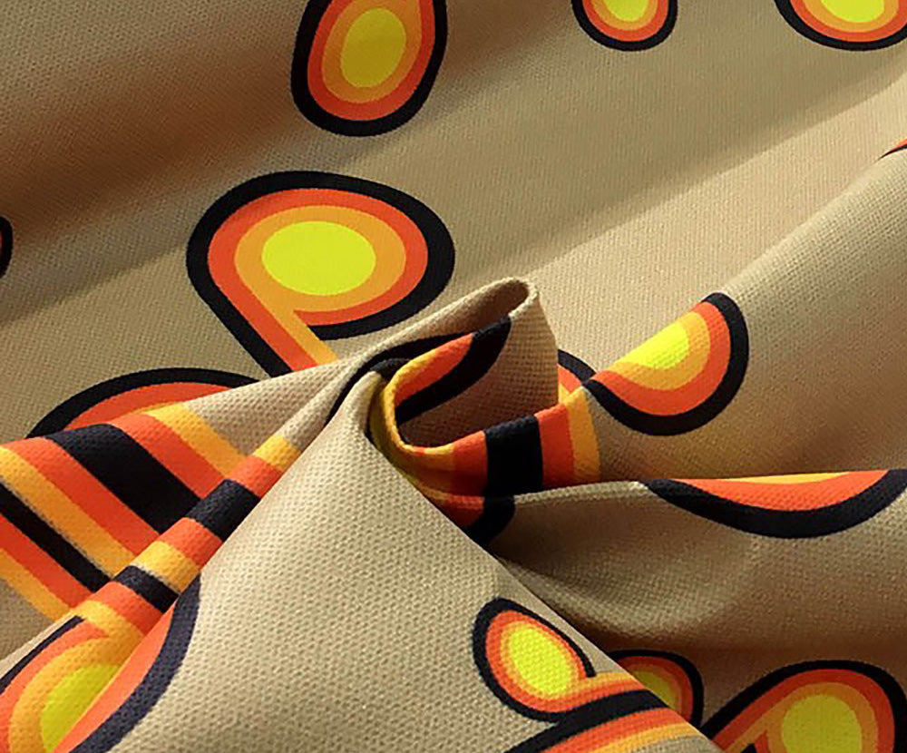 60'LAR VİNTAGE DESENLİ DİJİTAL BASKI KUMAŞ - BEJ