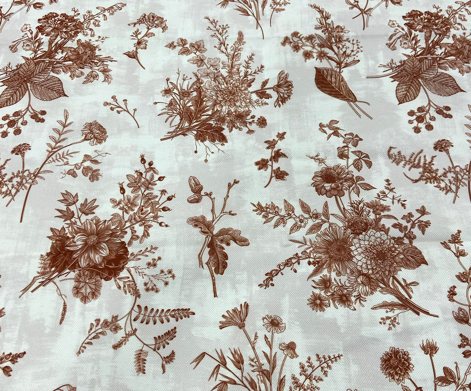 SOFT ÇİÇEK DESENLİ DİJİTAL BASKI KUMAŞ - KAHVE