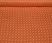 GEOMETRİK DESENLİ VİSKON SATEN KUMAŞ - TURUNCU
