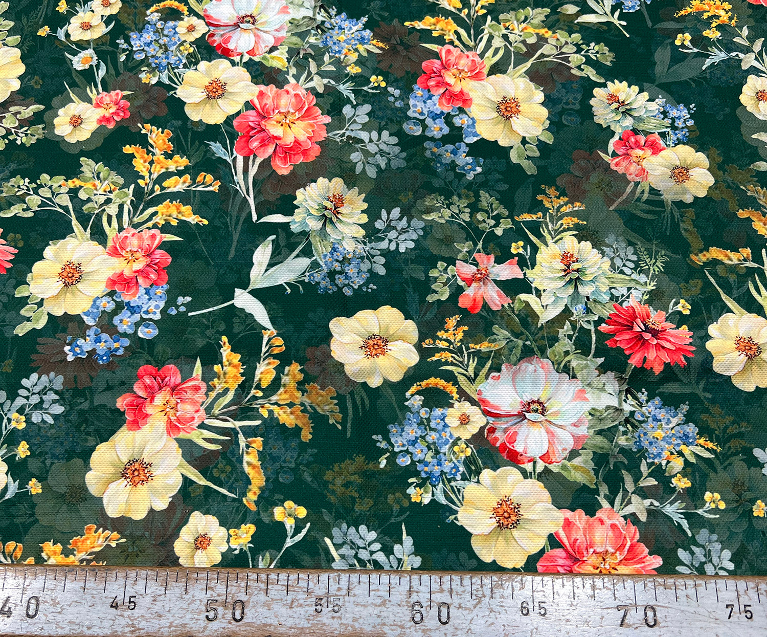 AÇAN ÇİÇEKLER DİJİTAL BASKI KUMAŞ - YEŞİL