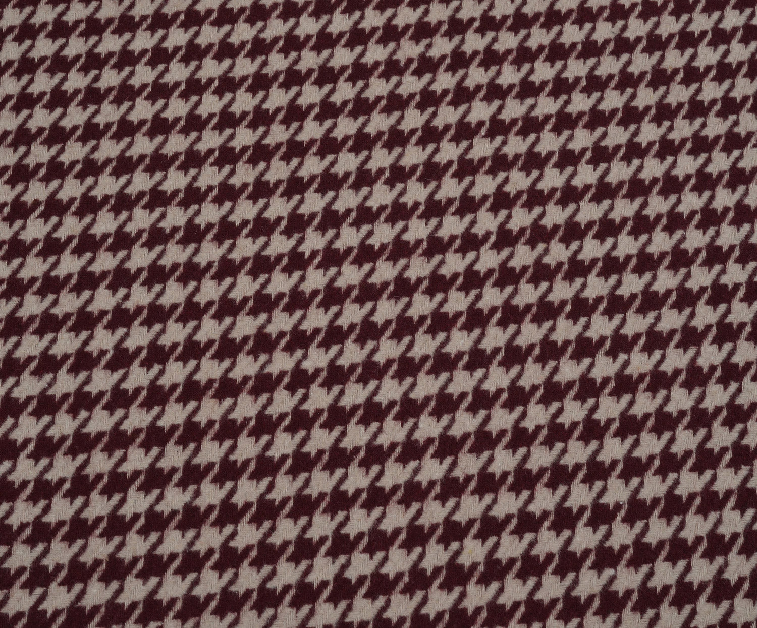 KAZAYAĞI DESENLİ ŞANEL BUKLET KUMAŞ - BORDO