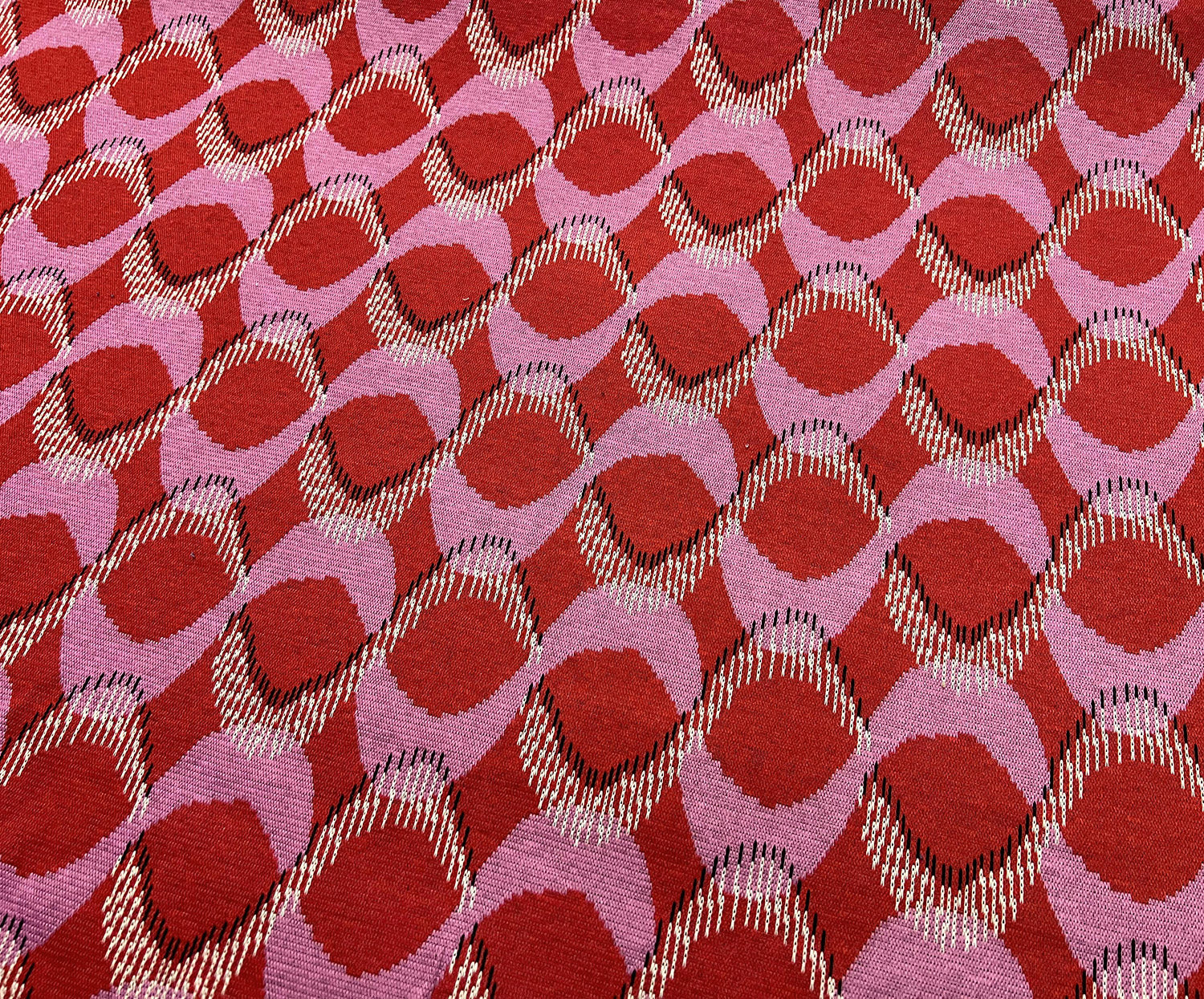 DESENLİ ÖRME KUMAŞ - PEMBE
