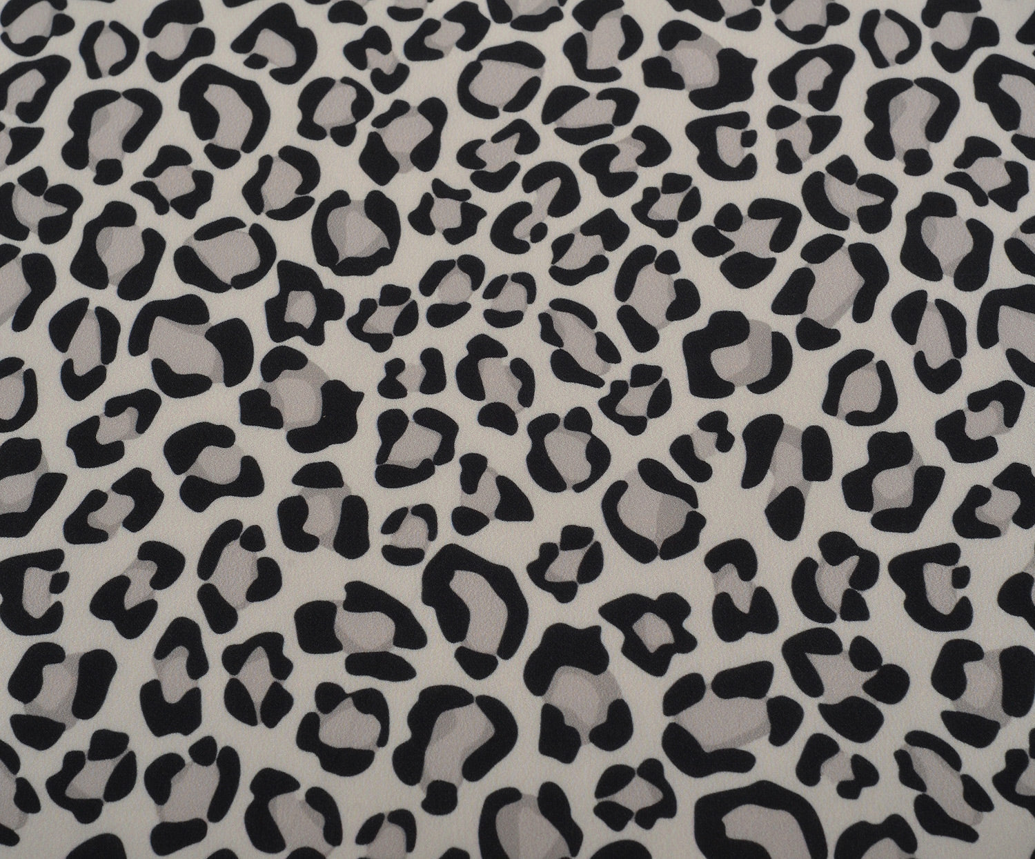 LEOPAR DESENLİ ŞİFON KUMAŞ - GRİ