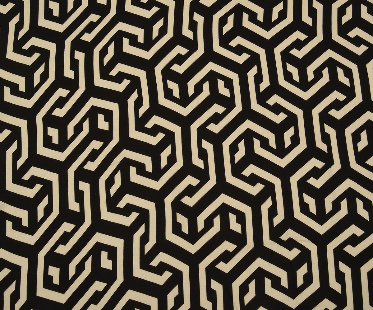 GEOMETRİK DESENLİ VİSKON KUMAŞ - SİYAH