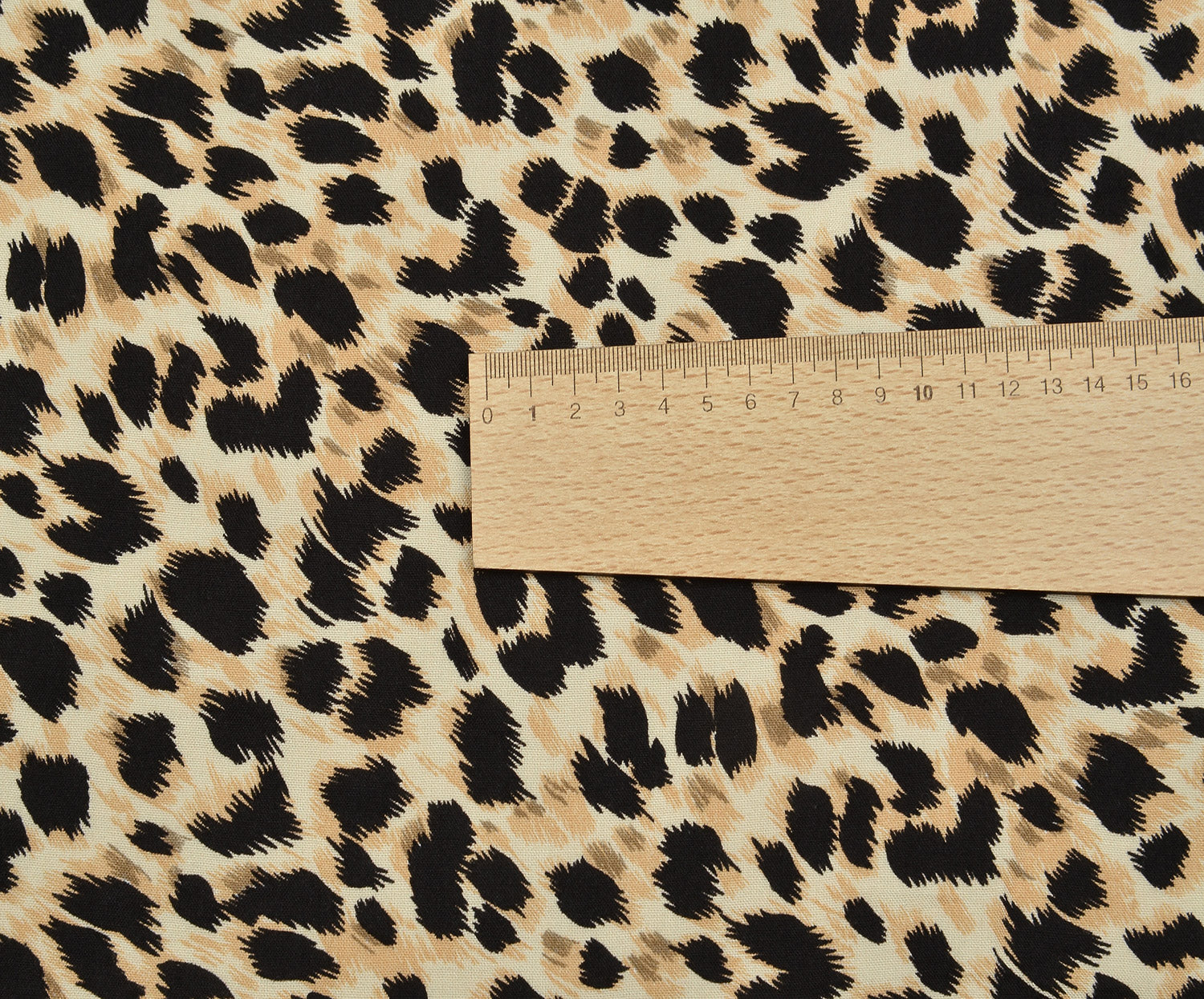 LEOPAR DESENLİ VİSKON KUMAŞ - BEJ