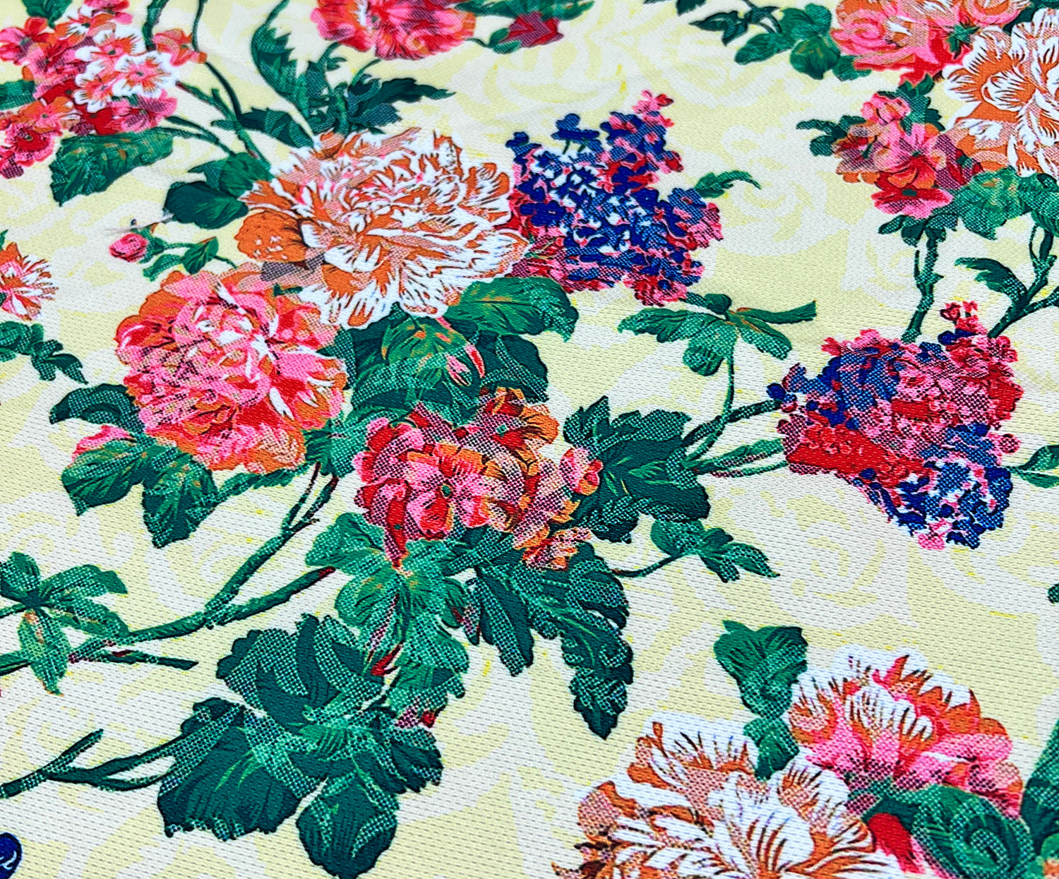 ŞAKAYIK DESENLİ DİJİTAL BASKI KUMAŞ - SARI