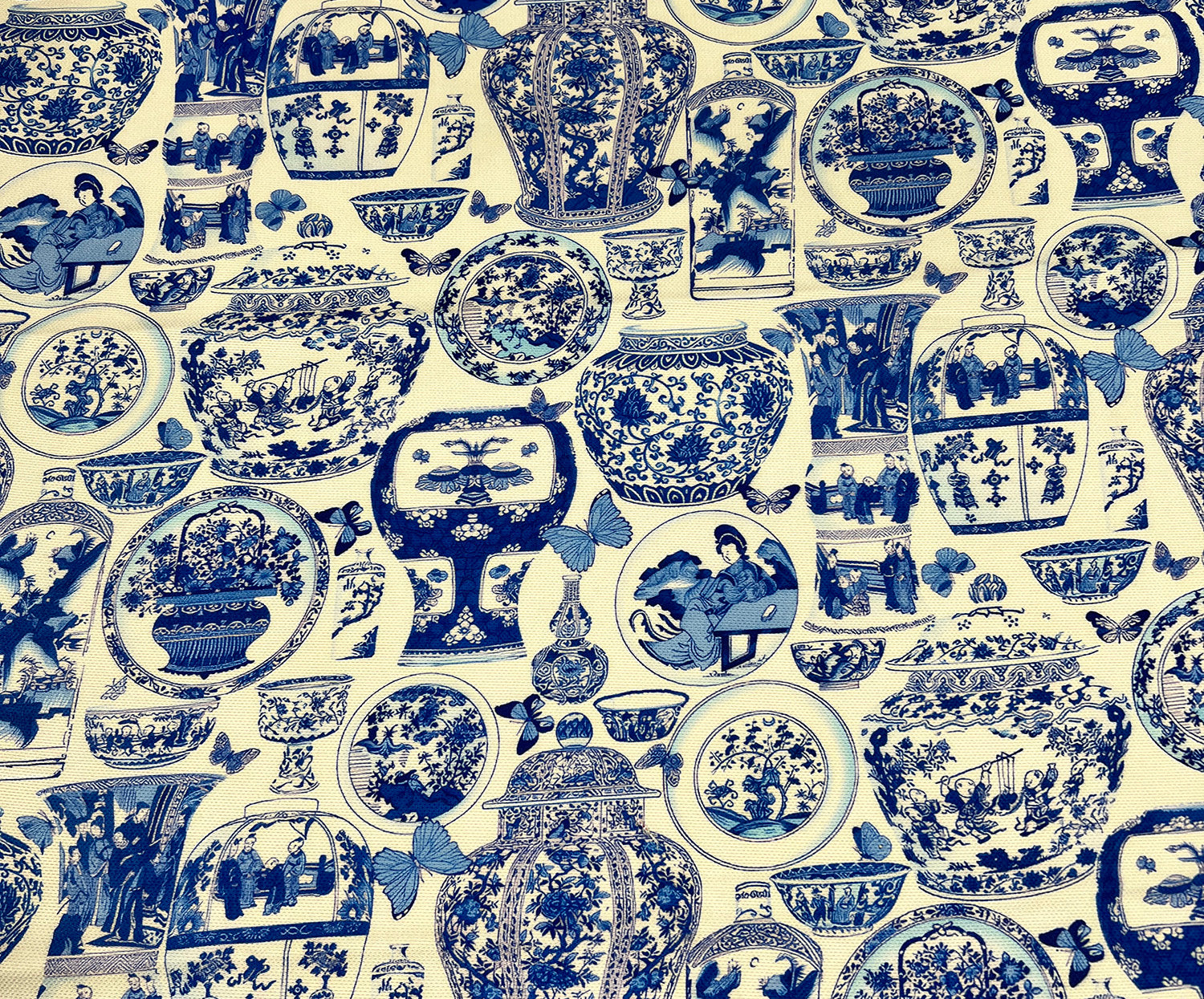 BLUE BLANC VAZOLAR DESENLİ  DİJİTAL BASKI KUMAŞ - MAVİ