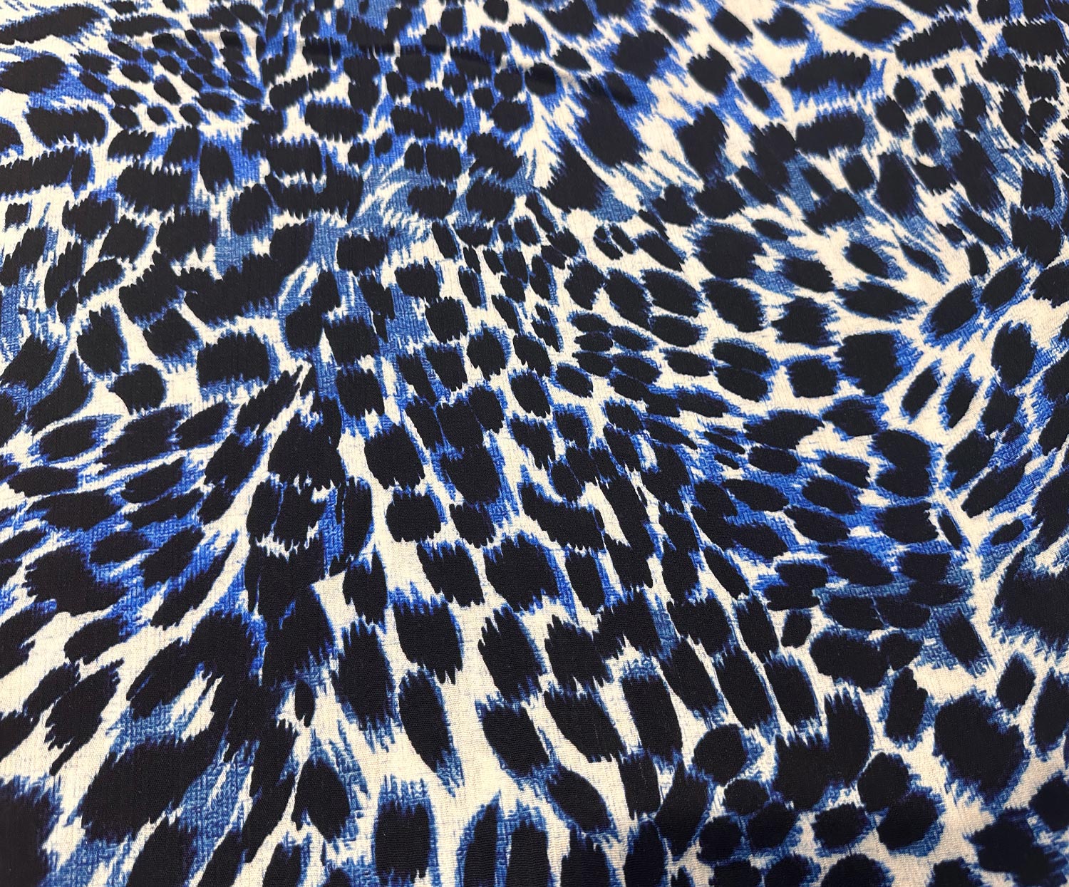 LEOPAR DESENLİ VİSKON KUMAŞ - MAVİ