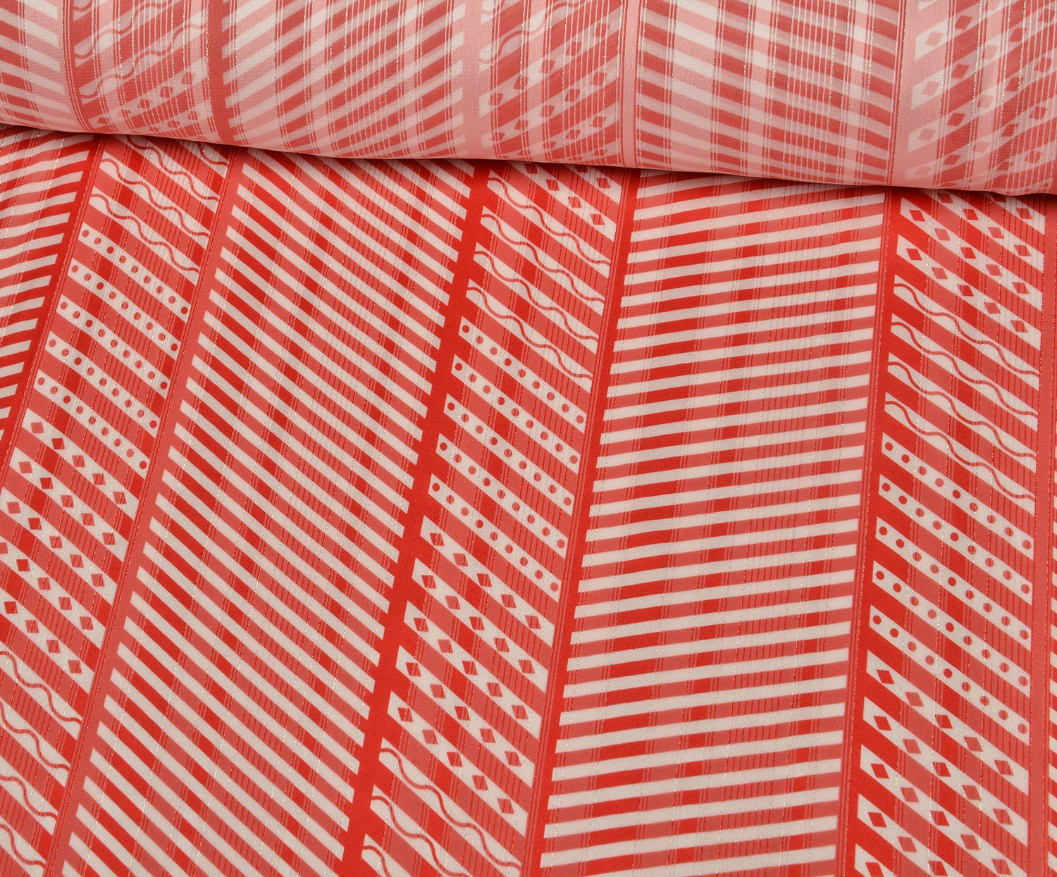 GEOMETRİK DESENLİ ŞİFON KUMAŞ - KIRMIZI