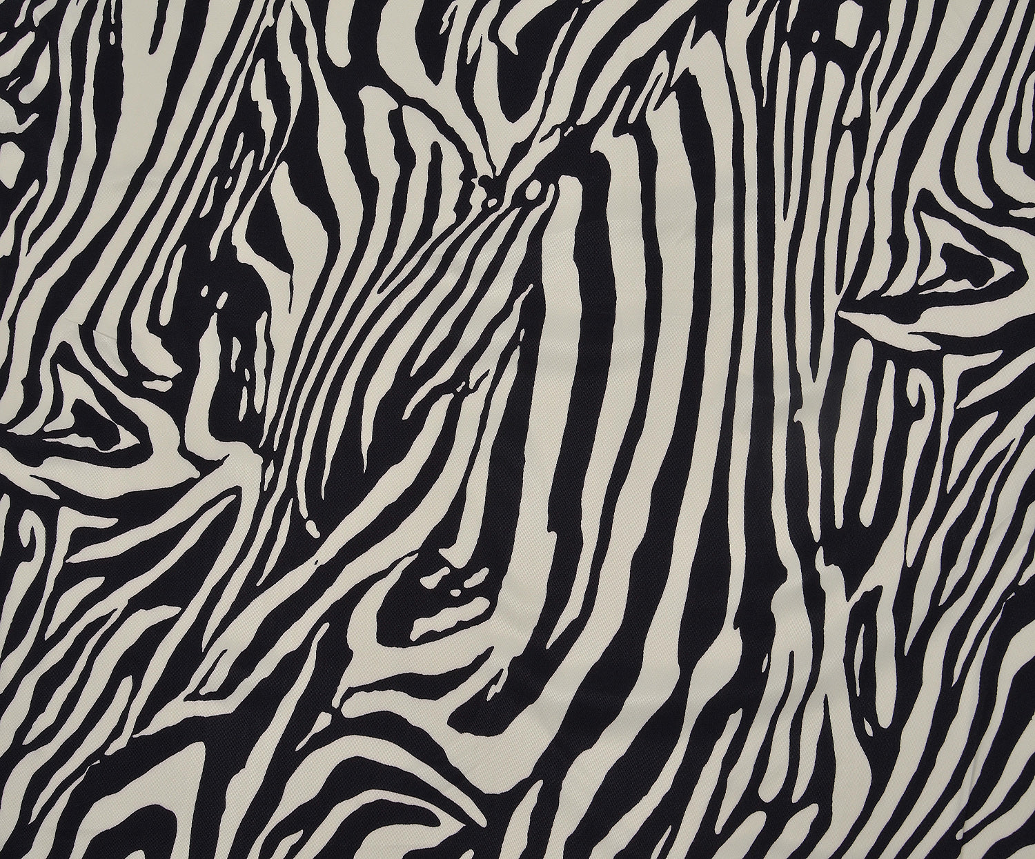 ZEBRA DESENLİ SATEN KUMAŞ - SİYAH