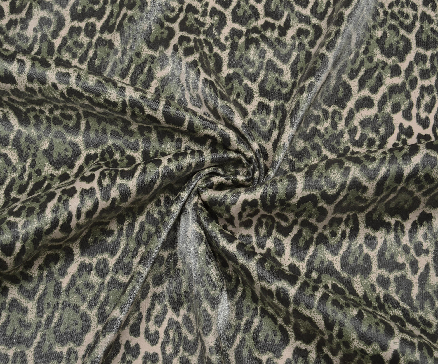 LEOPAR DESENLİ SATEN KUMAŞ