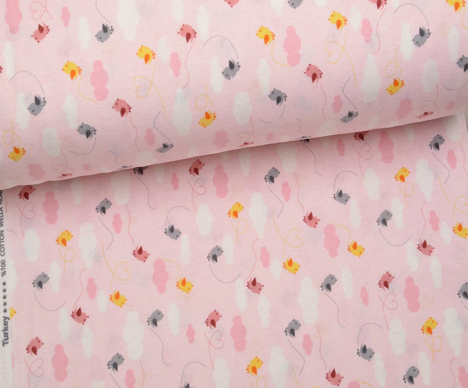 FLANEL BULUT VE MİNİK KUŞLU PAZEN KUMAŞ - PEMBE
