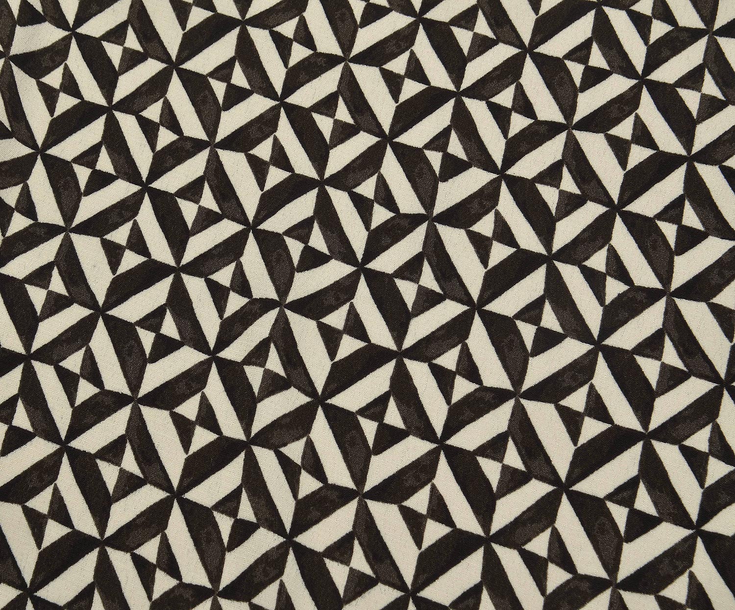GEOMETRİK DESENLİ KREP VİSKON KUMAŞ - SİYAH