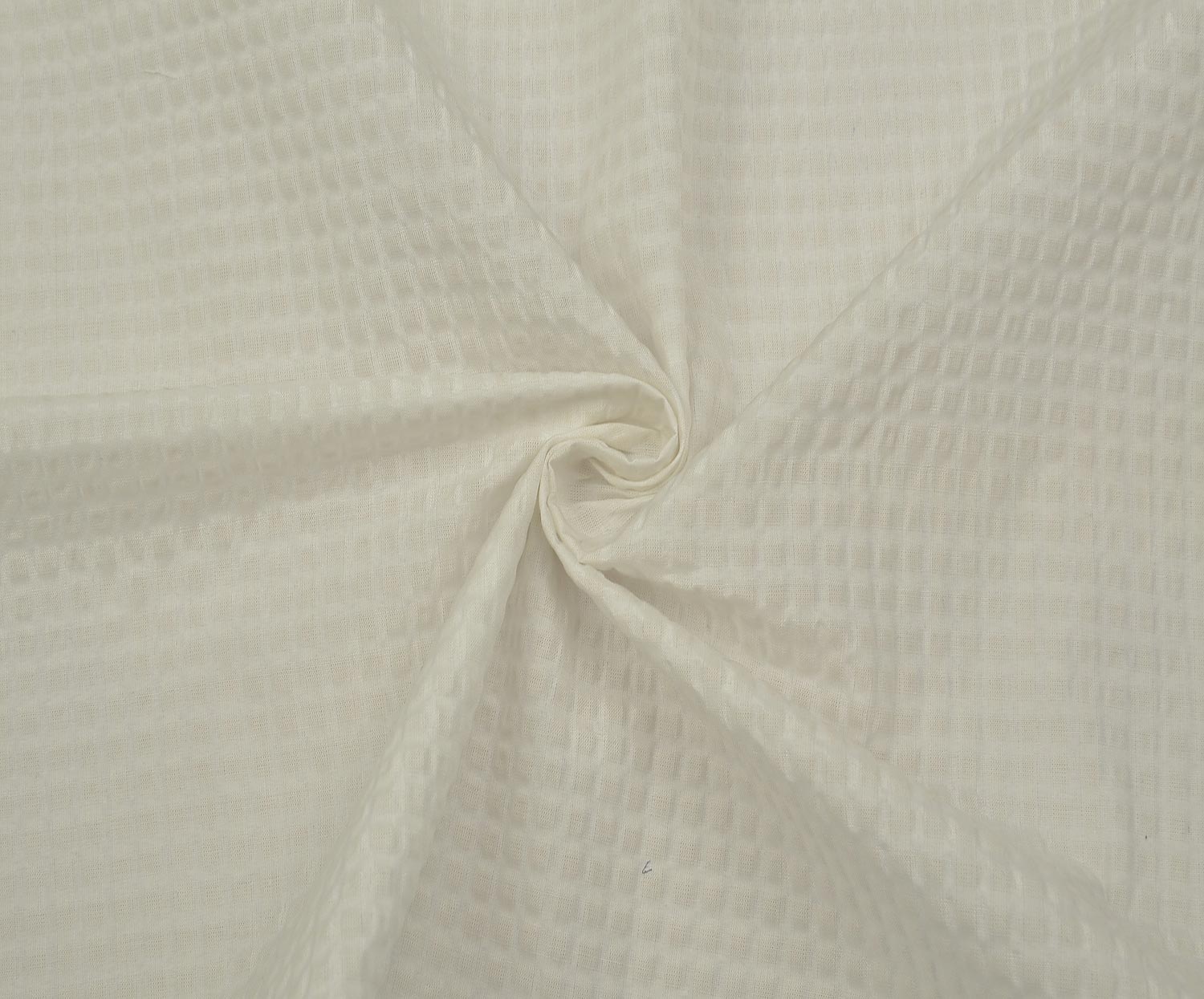 EMBOSSED PATTERNED COTTON FABRIC - ECRU