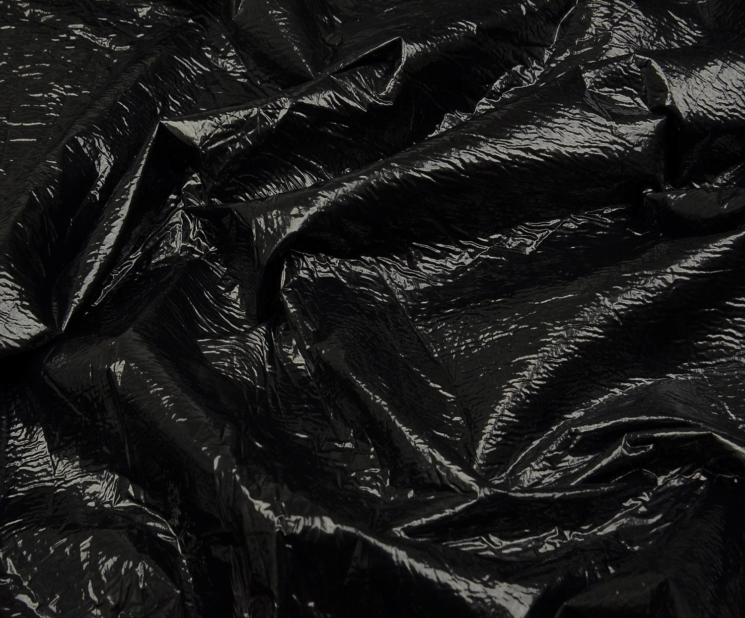 CRUMPLED LEATHER FABRIC - BLACK