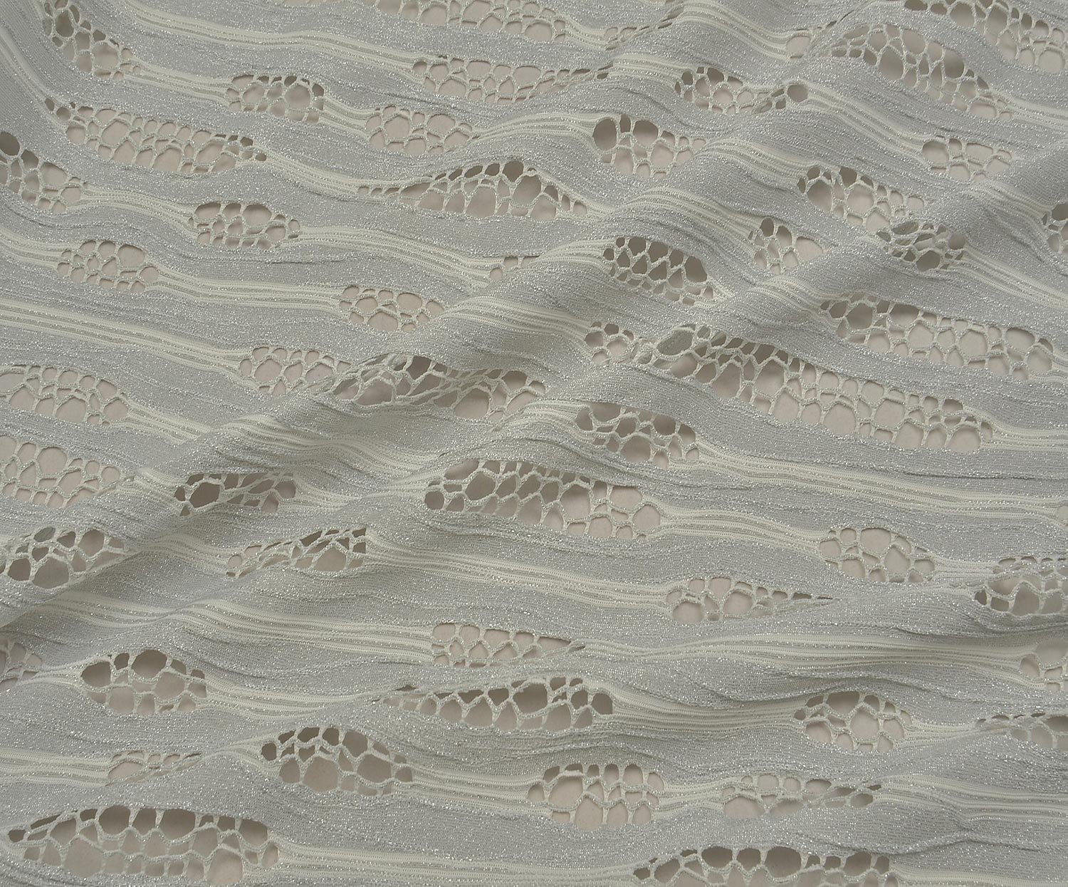 LUREX KNITTED MESH FABRIC - LIGHT GREY