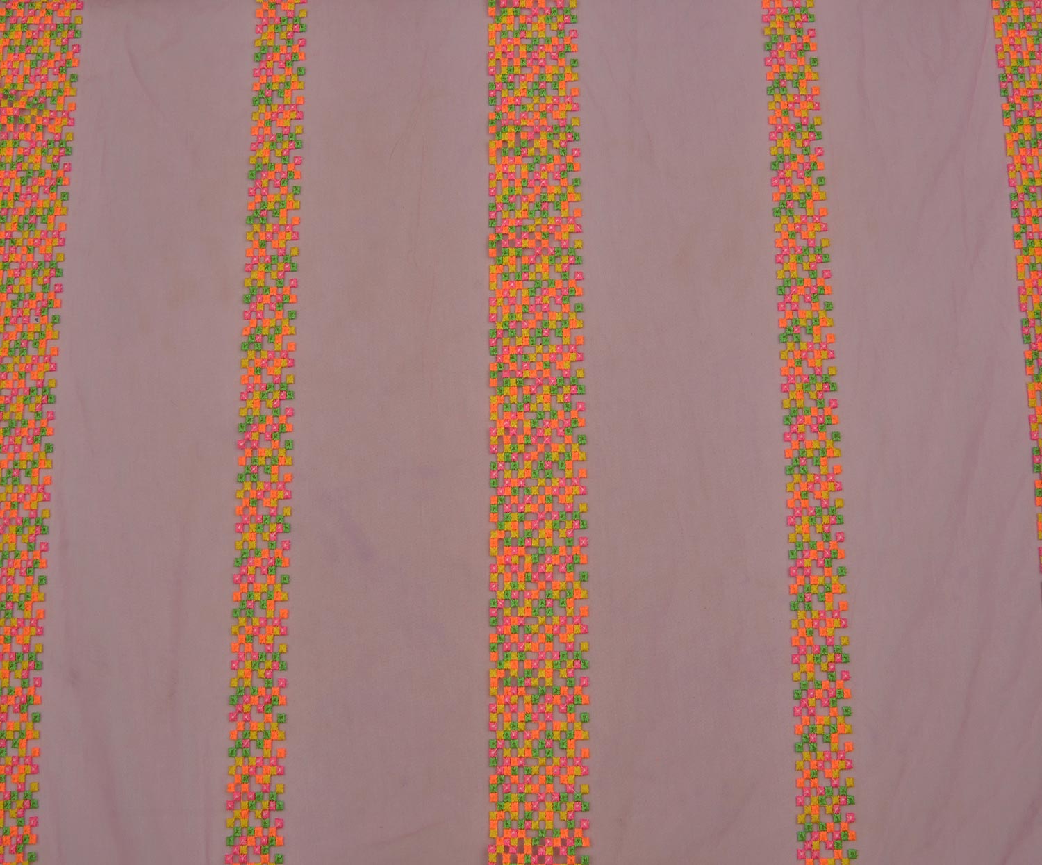 EMBROIDERED TULLE FABRIC - FUCHSIA