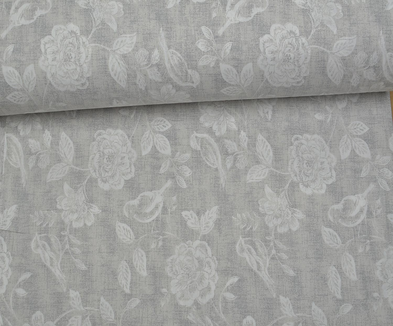 VINTAGE FLORAL POPLIN FABRIC - GREY