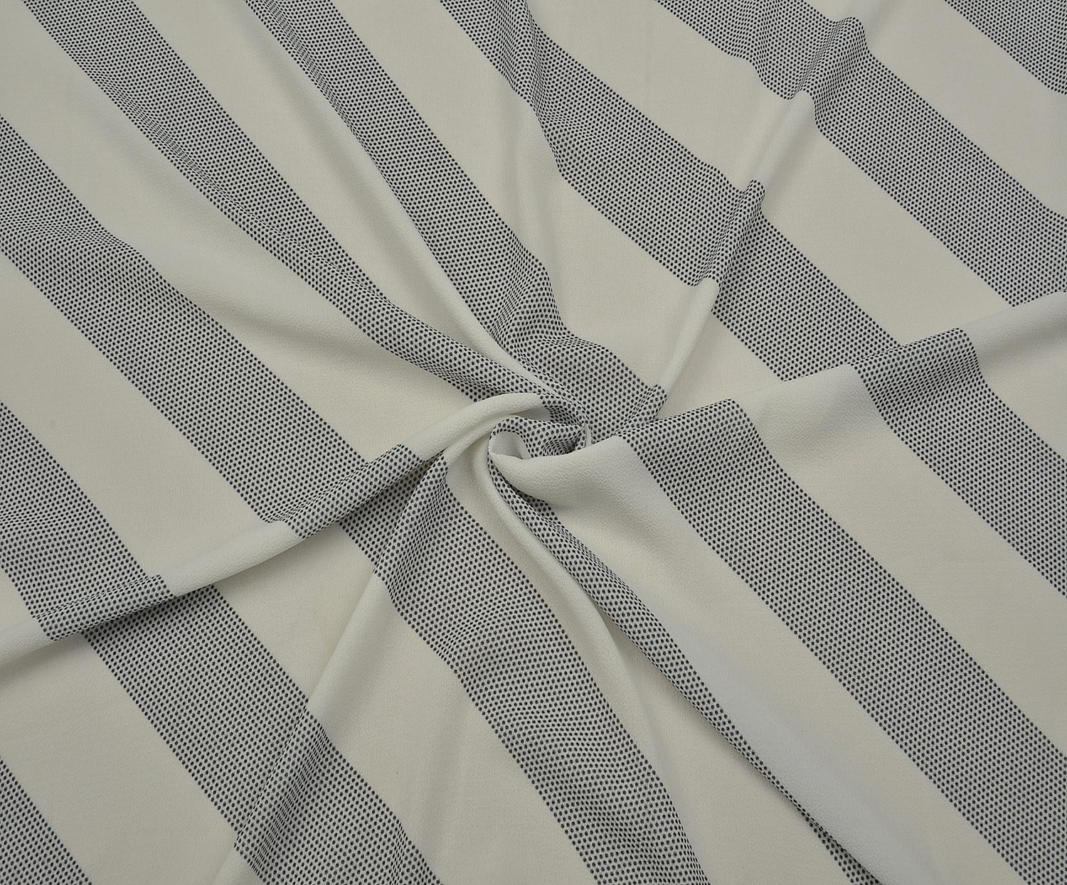 PATTERNED CREPE CHIFFON FABRIC - ECRU