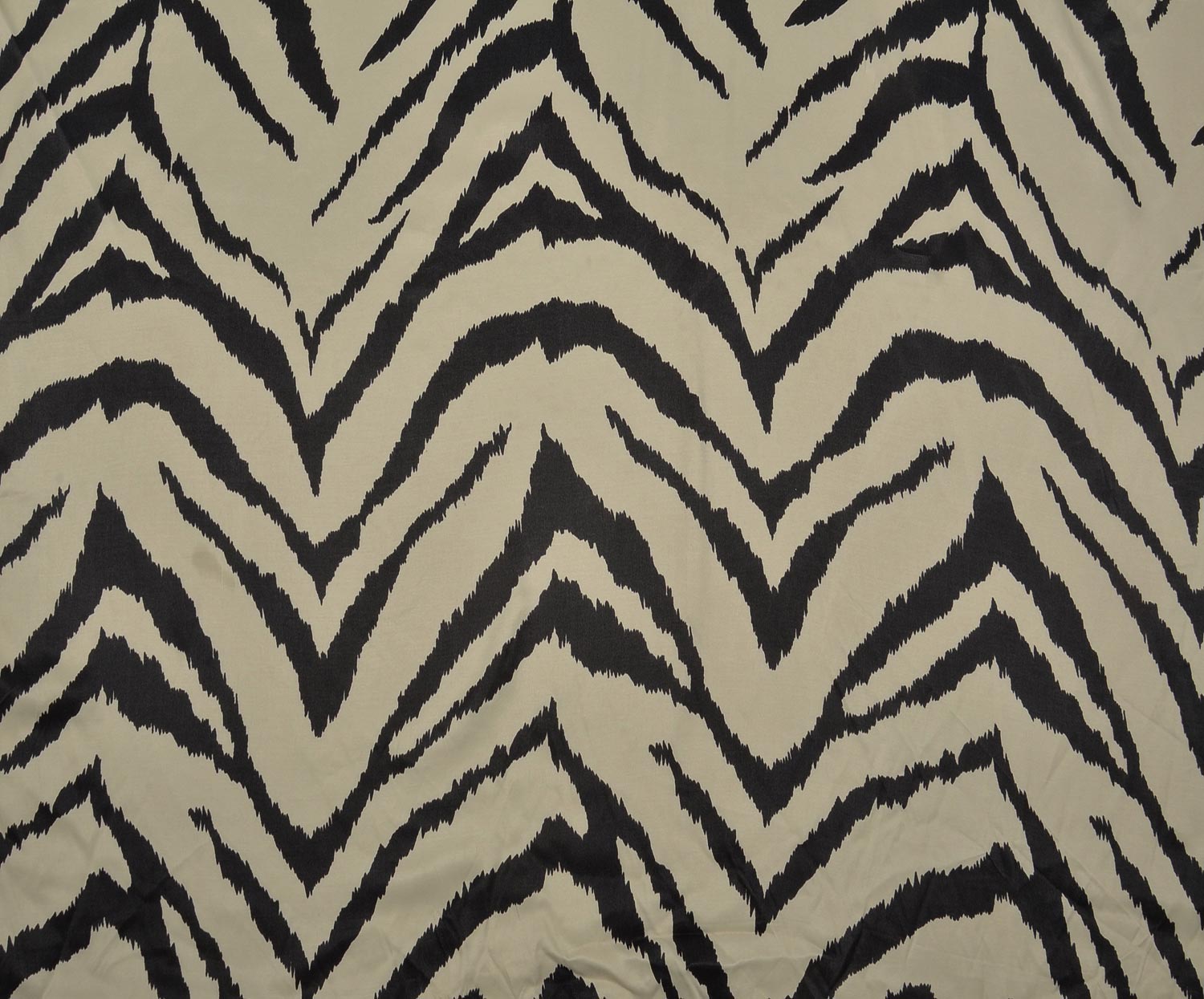 ZEBRA DESENLİ SATEN KUMAŞ - KREM
