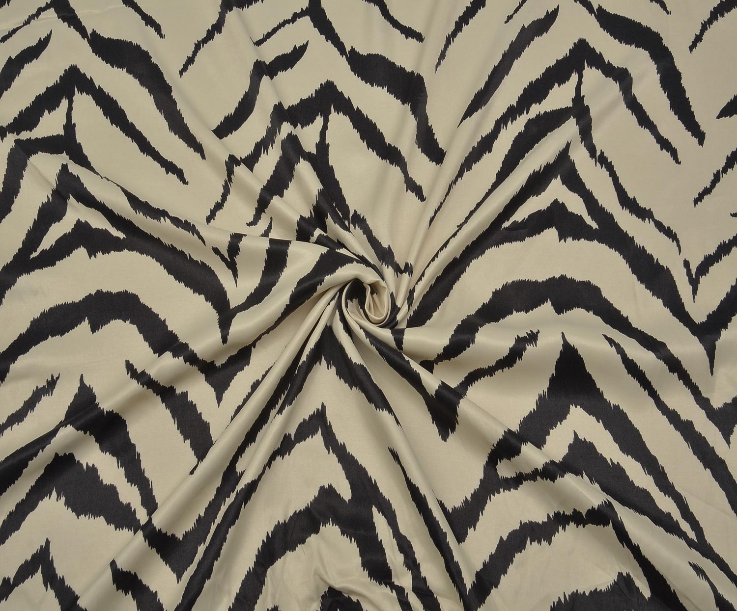 ZEBRA DESENLİ SATEN KUMAŞ - KREM