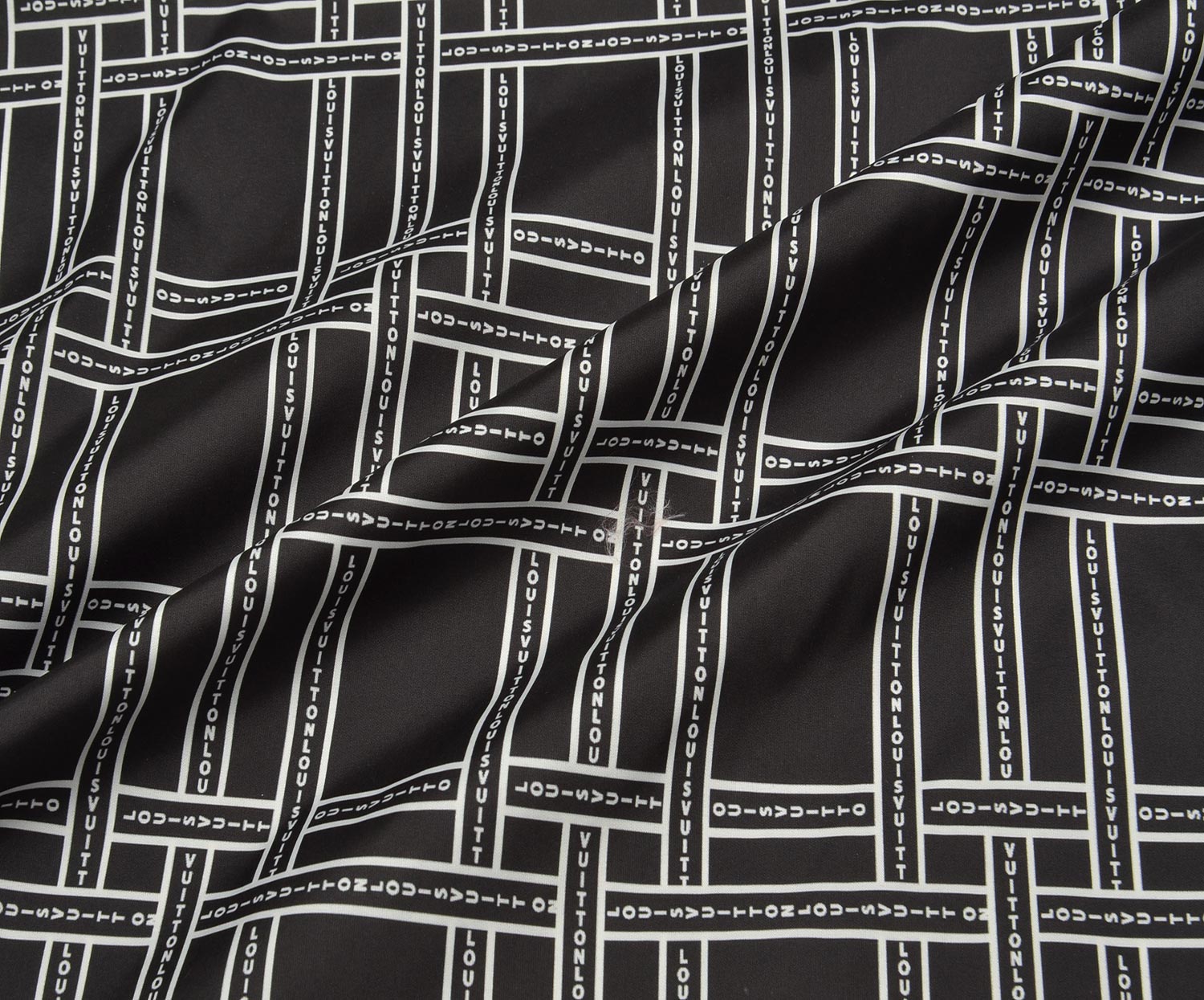PATTERNED PARACHUTE FABRIC - BLACK