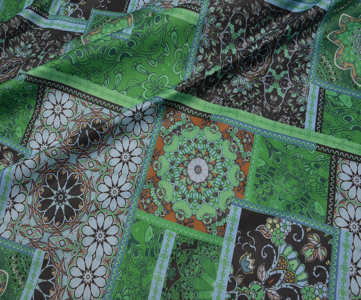 PATTERNED PARACHUTE FABRIC - GREEN