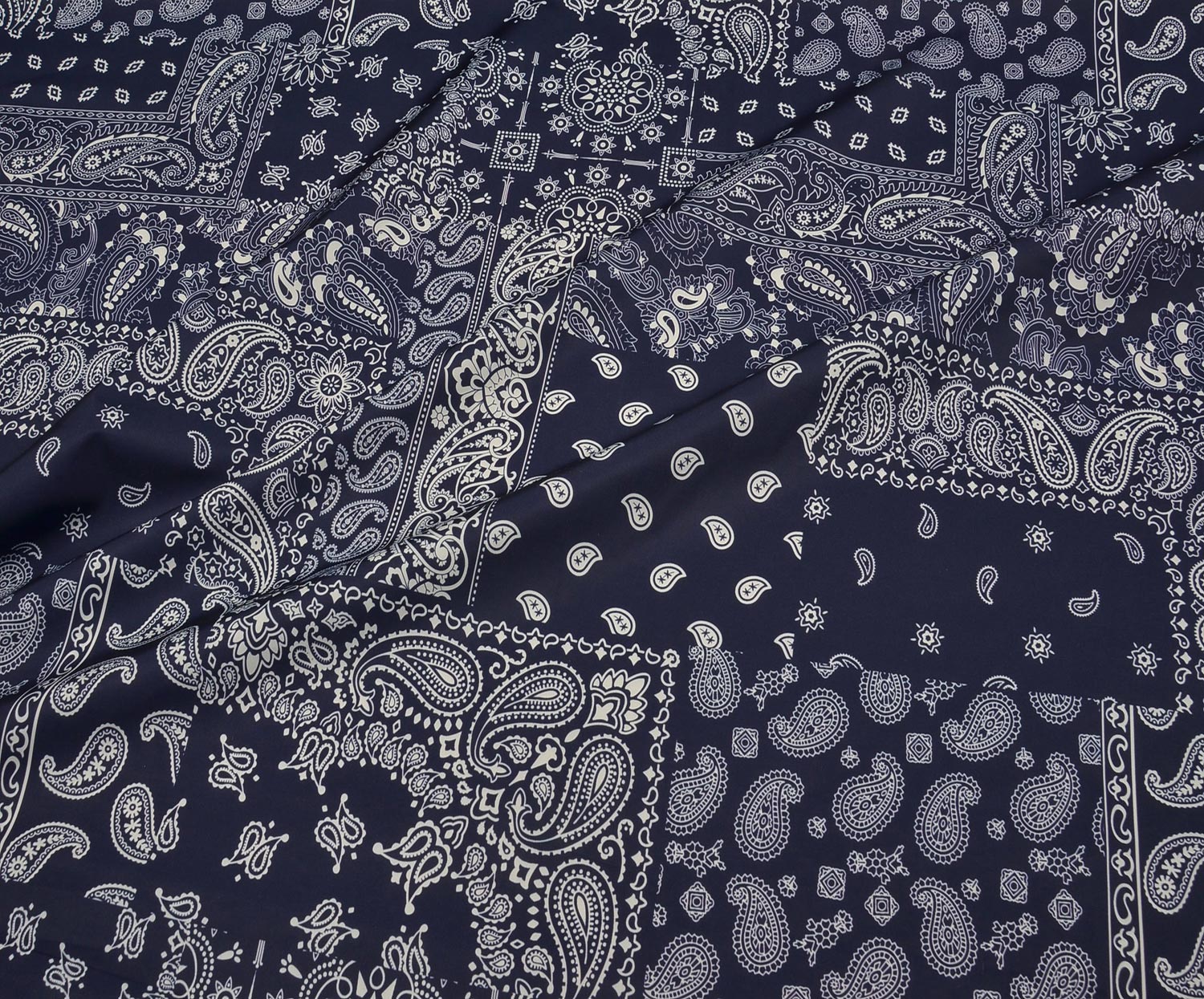 PATTERNED PARACHUTE FABRIC - NAVY