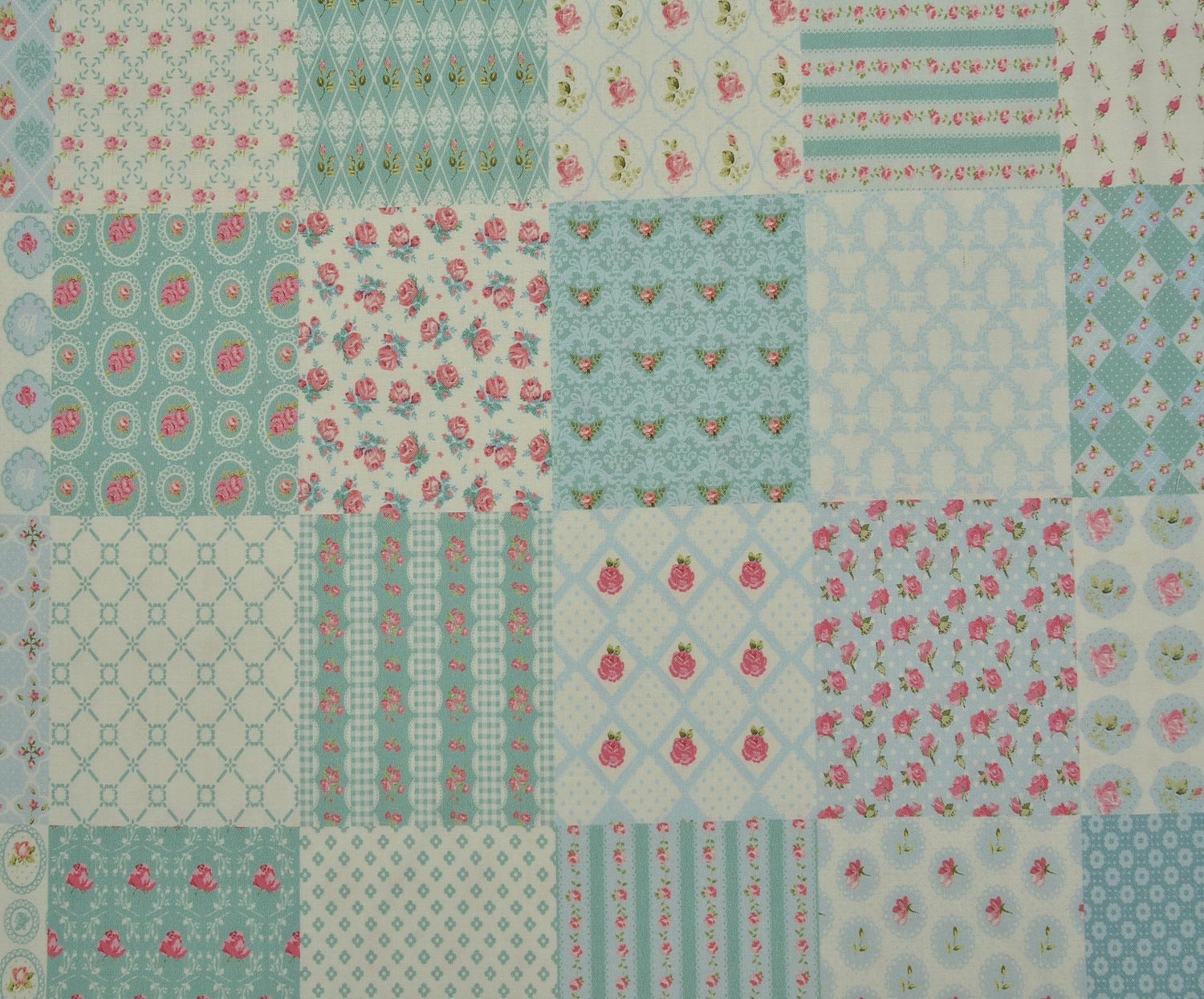 MISIR PAMUĞU PATCHWORK GÜL DESEN - MAVİ