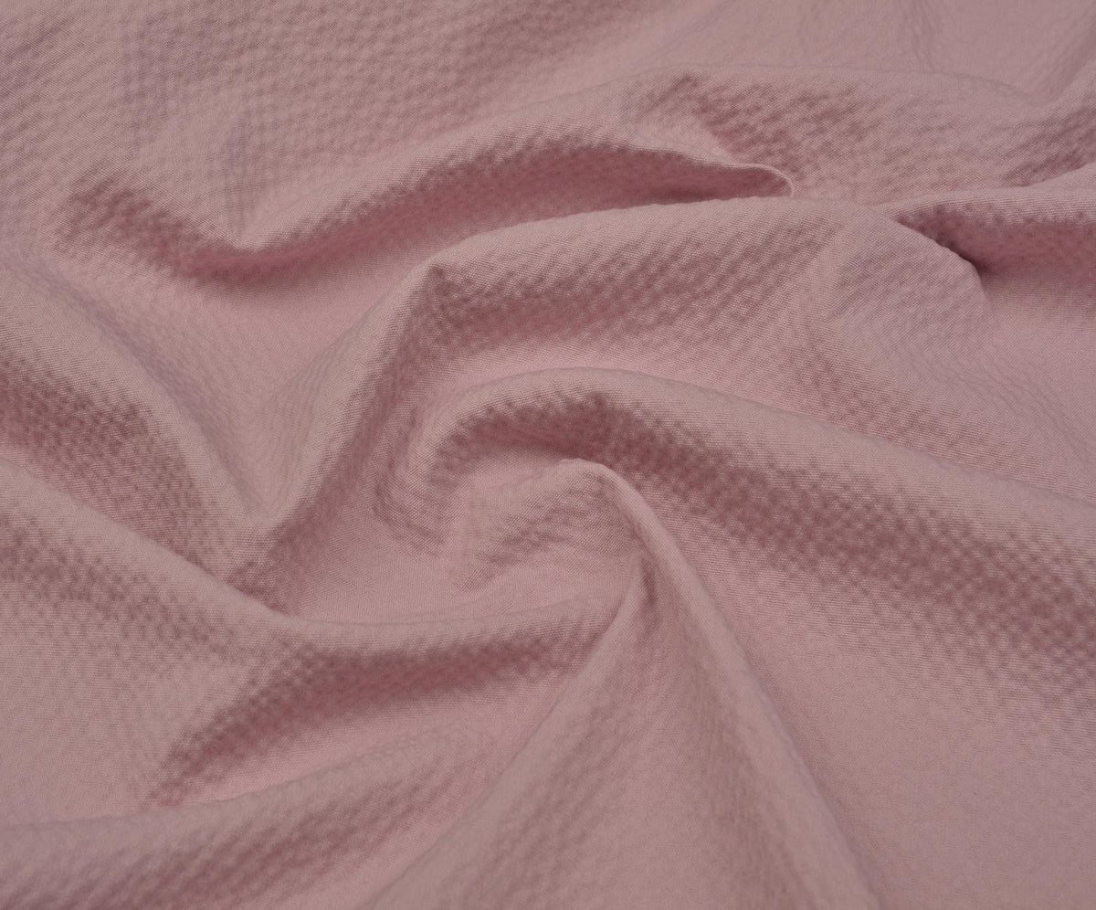 KABARTMA DESENLİ LİKRALI PAMUK KUMAŞ - PEMBE
