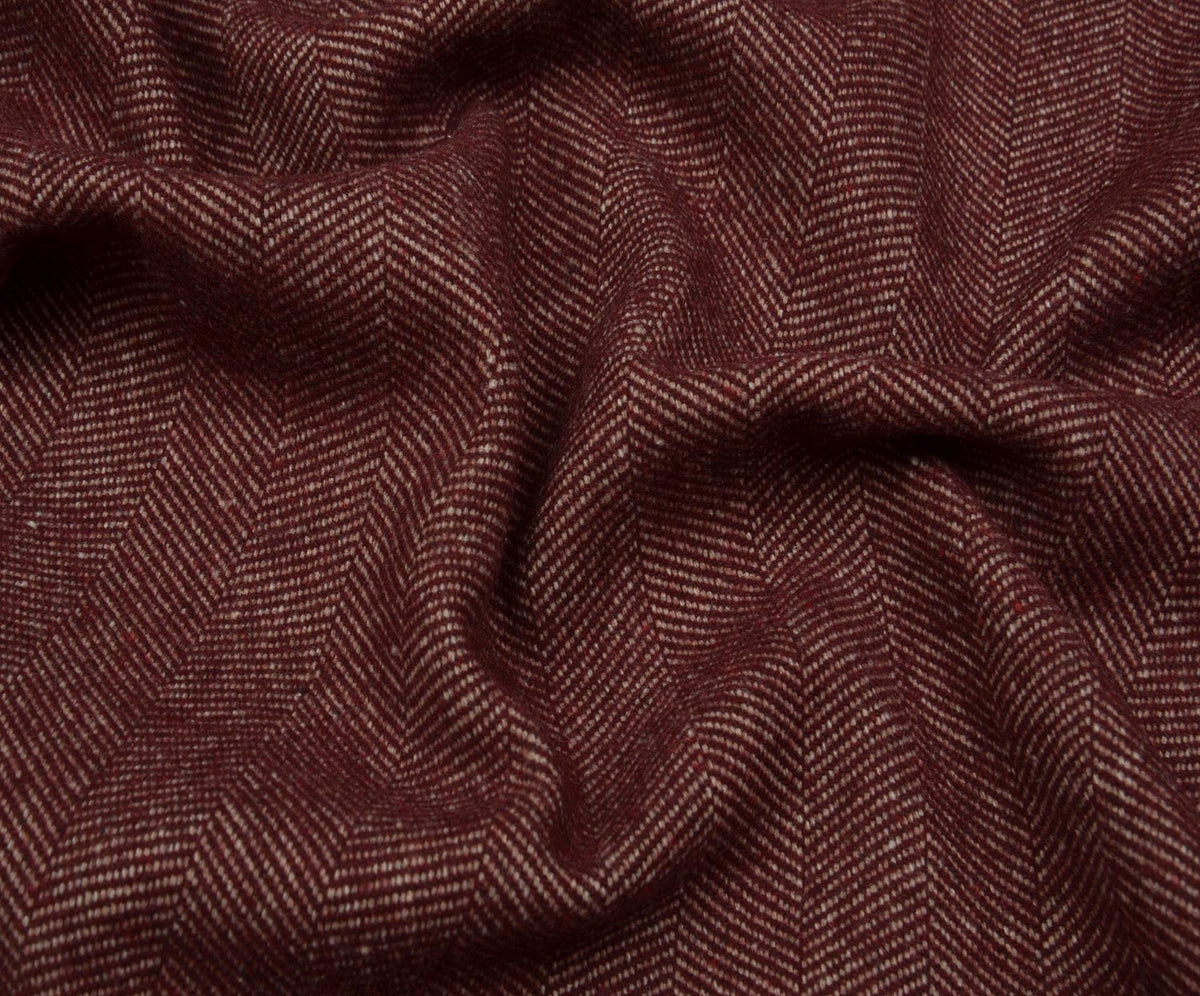BALIKSIRTI DESENLİ ŞANEL BUKLET KUMAŞ - BORDO